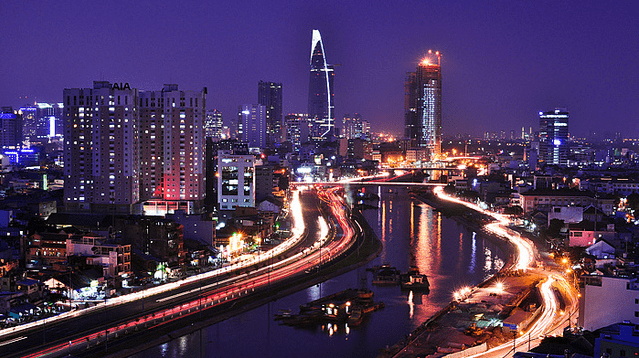 The skyline of Saigon at night | xotours.vn