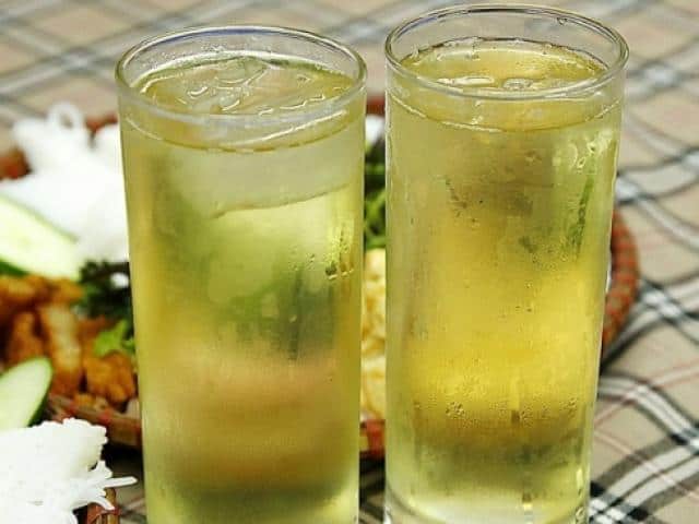 vietnamese iced tea (tra da)