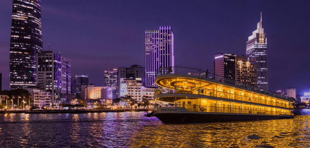 Dinner cruise in Saigon